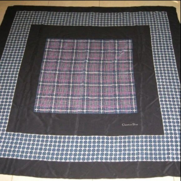 ❤️CHRISTIAN DIOR XL 56 x 54 Navy Pink Runway Silk Scarf Piano Shawl Wrap - Picture 1 of 8